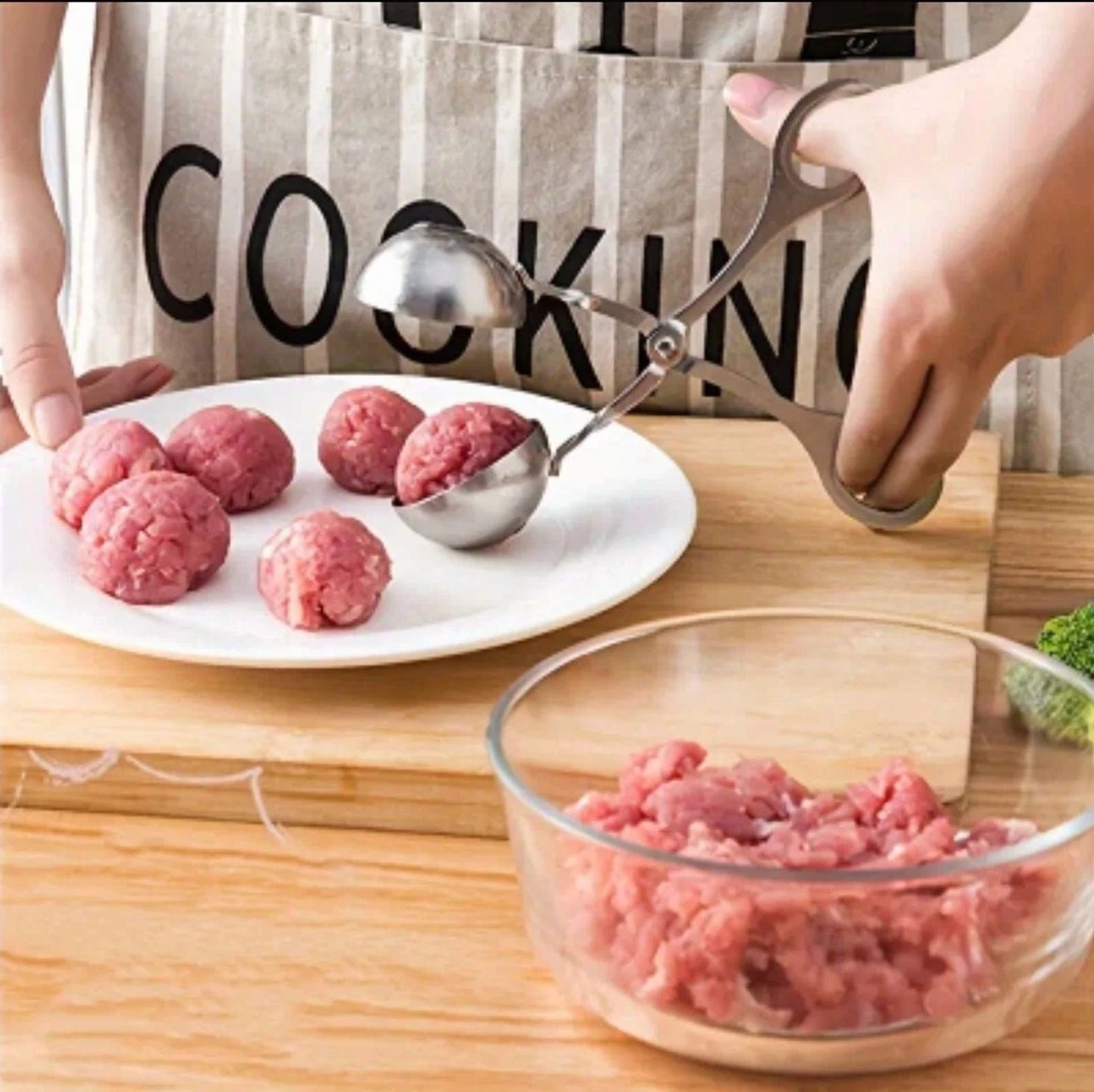 Meatball Maker Tool Clip Newbie Non Stick Spoon Shaper Cooking Free Shipping
